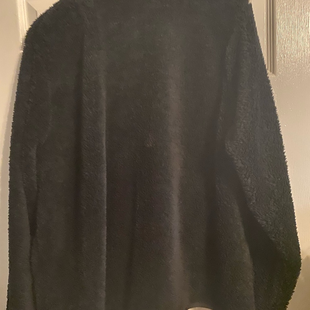 Woman within fluffy fleece jackets 18-20 large - Picture 2 of 5